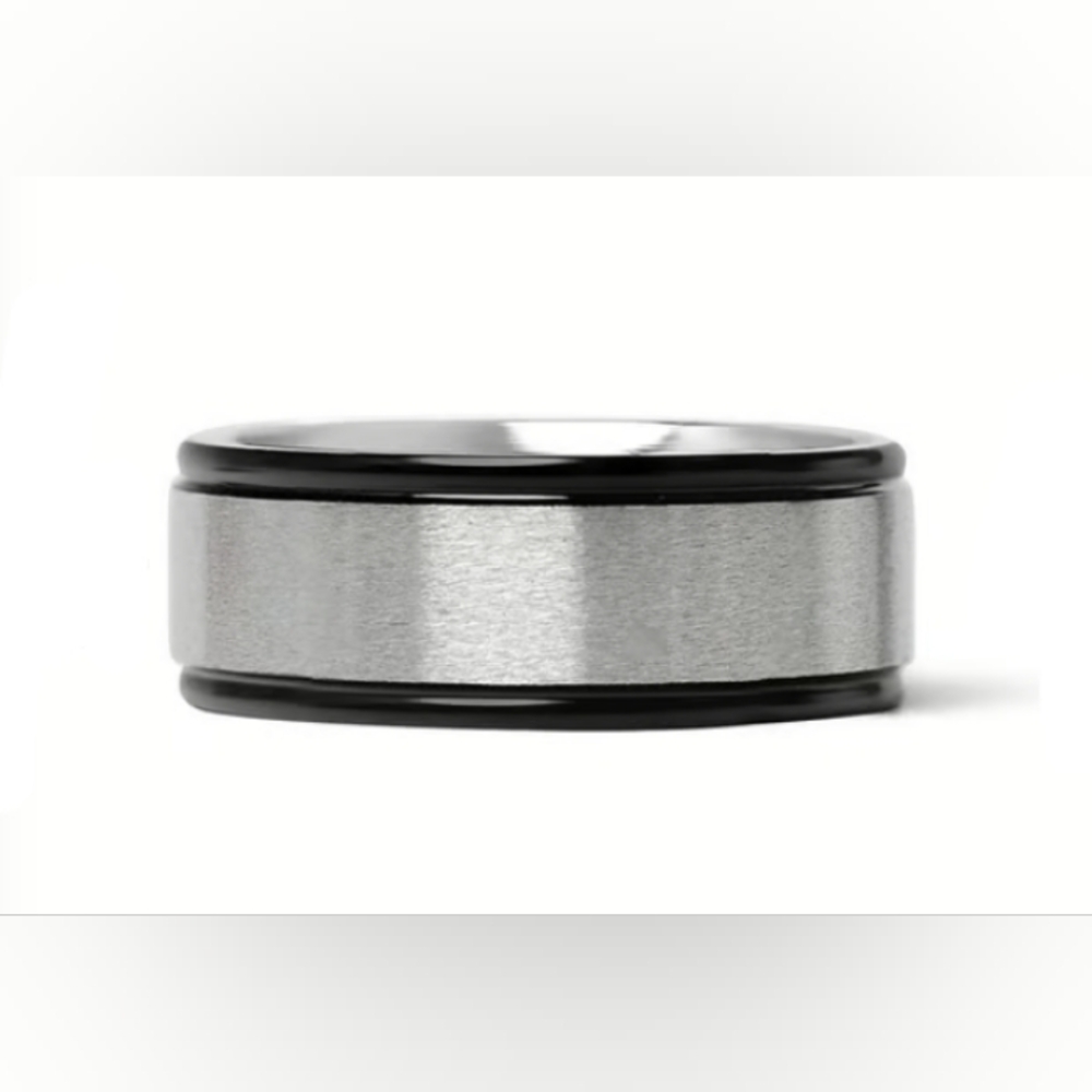 Men's Ring - Picture 2 of 2